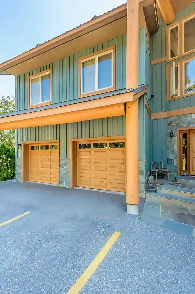 Best Commercial Door Repair in Crossfield